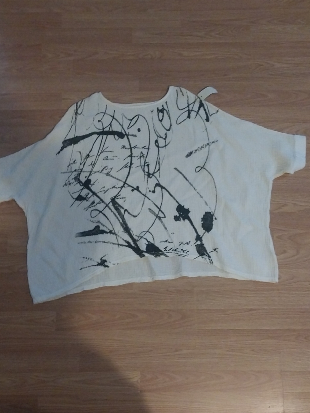 Women's Cream Short-Sleeve Art Print Top